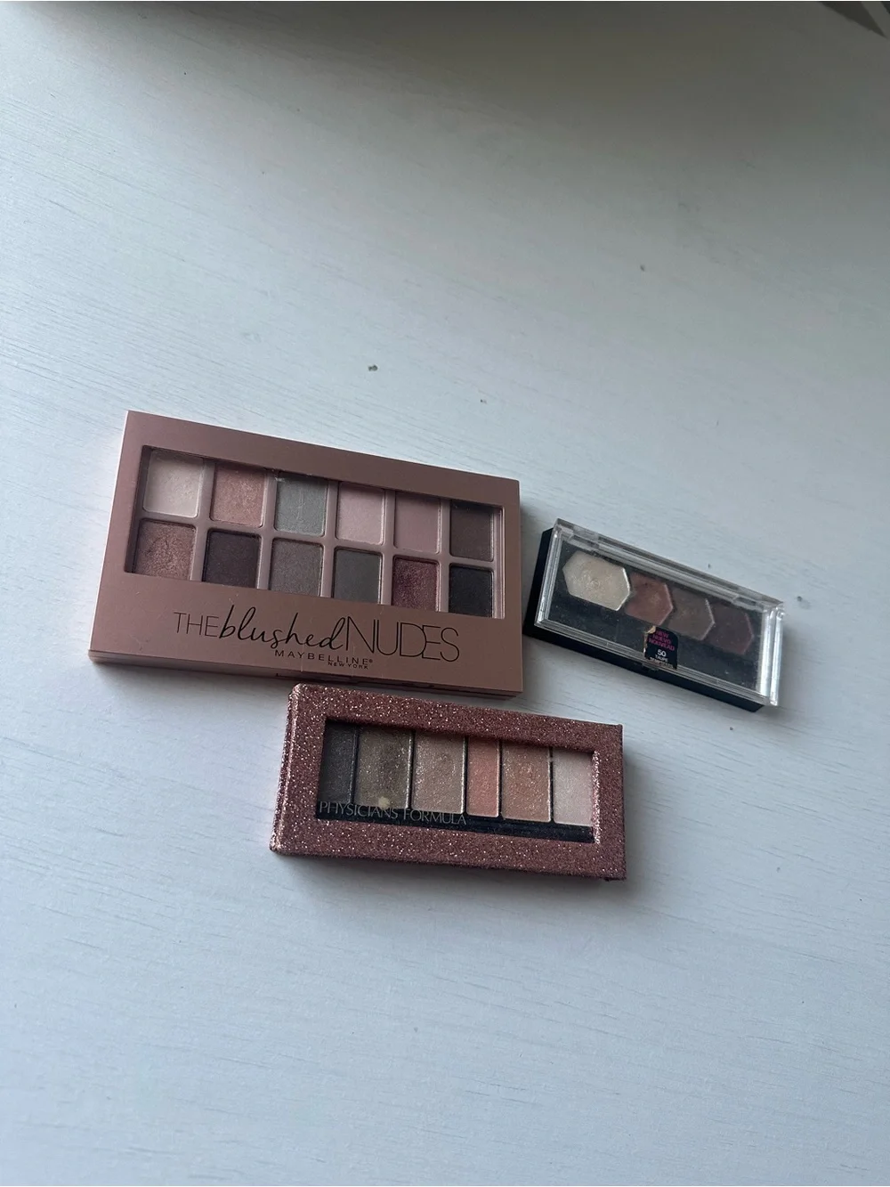 LIGHTLY SWATCHED - SET OF 3 EYESHADOWS